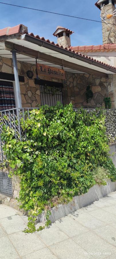 La Pasailla De Gredos Guest House Navacepeda de Tormes Exterior foto